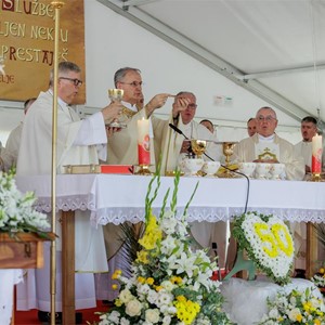 Proslavljena zlatna misa mons. Jurja Batelje